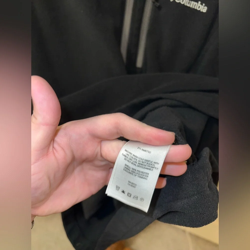 SOLD - Columbia Half-Zip Fleece Pullover - Picture 10 of 11